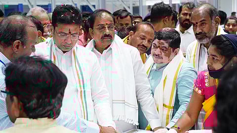 Senior Congress leaders Thummala Nageswara Rao and Ponnam Prabhakar