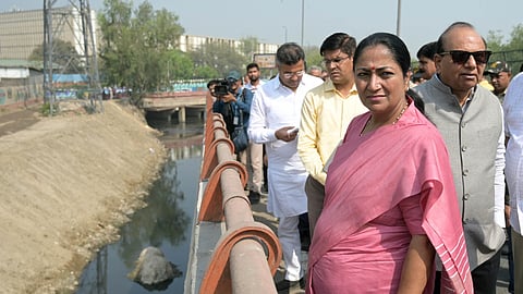 L-G and CM inspect drainage at Barapullah Bridge on Thursday.