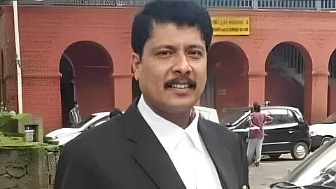 According to sources, Manu was serving as the defence counsel in the high-profile Dr Vadanadas murder case.