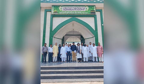 Team from Centre visit to Jama Masjid during its survey in Raipur
