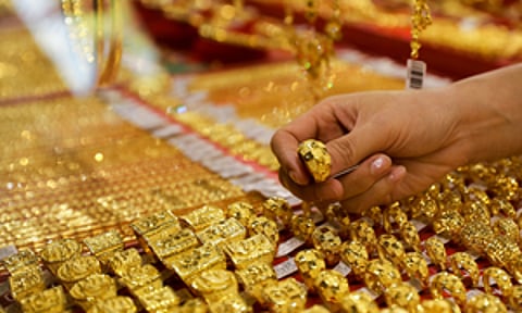 Gold prices hit high amid global uncertainty