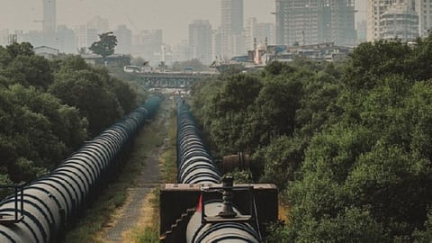 Image of natural gas pipelines used for representational purposes only.