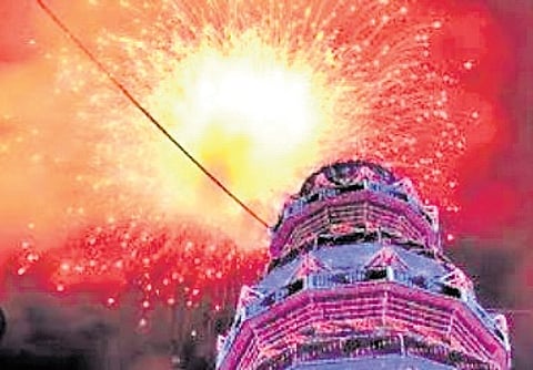 The main fireworks display of the Thrissur Pooram at the Thekkinkadu Maithanam.