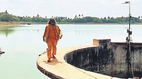 Kakinada city depends on two key storage sources: Aratlakatta summer tank in Kakinada Rural mandal and the Maharshi Sambamurthy tank in Samalkot.