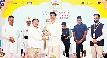 Governor Hari Babu Kambhampati inaugurating the Puri Literary Festival