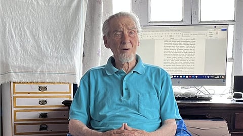 Known for his insightful travel writing, Aitken had suffered a fall at his home in Mussoorie shortly before his death.