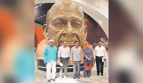 MAUD Minister P Narayana and the official delegation in Gujarat