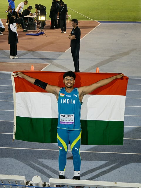 Himanshu Khakkhar won gold in javelin throws in the Junior Asian Athletics Championship at Saudi Arabia