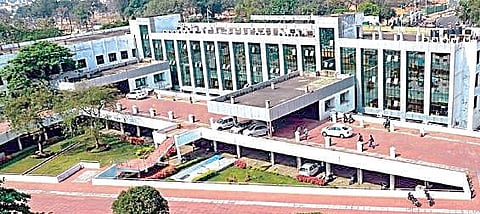 he election to the post of Mayor of the GVMC will be held on April 28.