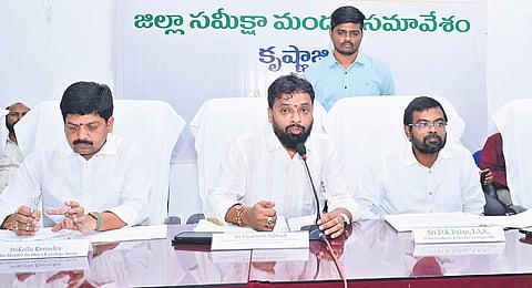 Ministers Vasamsetti Subhash and Kollu Ravindra taking part in the DRC meeting in Machilipatnam on Thursday