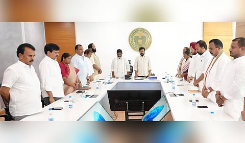 Chief Minister Revanth Reddy, Deputy Chief Minister Bhatti Vikramarka, AICC in-charge Meenakshi Natarajan, PCC President Mahesh Kumar Goud, ministers, and others observed a two-minute silence to pray for the peace of the souls of those who died in the terrorist attack in Pahalgam, Jammu and Kashmir.