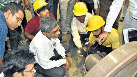 The inspection was conducted at Jharsuguda Road, Brundamal, Lapanga and Sarla stations with a review of ongoing projects and railway sidings.