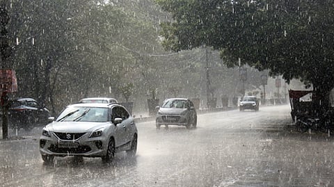 Chhattisgarh continue to experience turbulent weather; rain, thunderstorm, lightning in several districts
