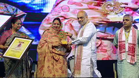 Union Home Minister Amit Shah and Delhi Chief Minister Rekha Gupta during the closing ceremony of 1008 Sanskrit Sambhashan Shivir, in New Delhi.
