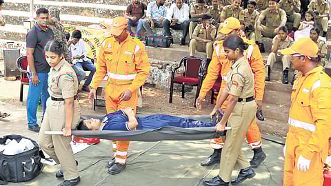 Civil Defence personnel carry out a mock drill in the case of emergency situations in Visakhapatnam/Bapatla. Image used for representational purposes only.