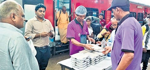 SCR vigilance officials and RPF jointly conducted a special drive against unauthorised vendors at Vijayawada Railway Station on Monday