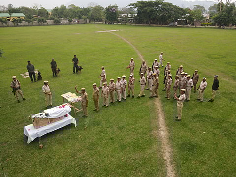 The last rites were performed with full respect.