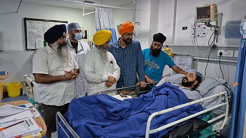 SGPC officials visiting Sikhs injured in Poonch attack.