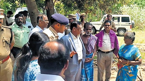 Director of National Commission for Scheduled Castes S Ravivarman visited Vadakadu in Pudukkottai district on Friday.