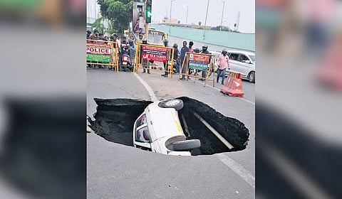 Chennai Metro Rail has distanced
itself from the road subsidence, stating the sinkhole was unrelated to its operations