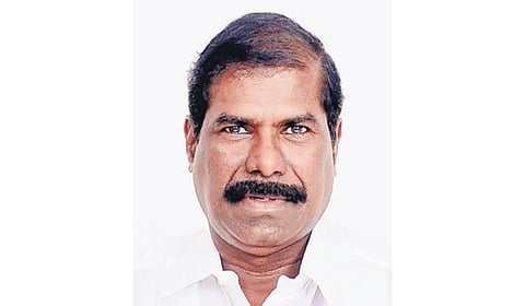 Tamil Nadu: PMK's Ramadoss, son will meet soon, says GK Mani