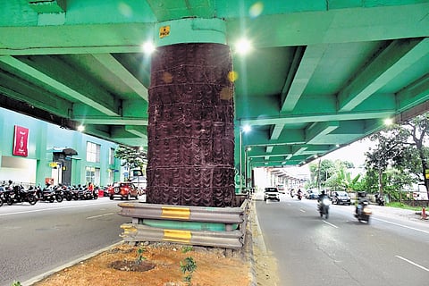 Remains of the vertical garden at Pulinchoodu metro station.