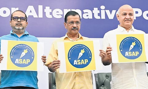 Arvind Kejriwal (centre), Avadh Ojha (left) and Manish Sisodia | Parveen Negi