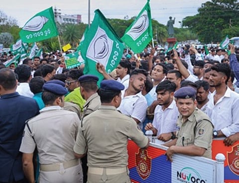 BJD stage demonstration in fron of Raj Bhavan