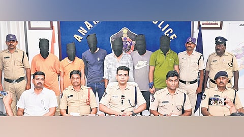 Anakapalli District Police arrested International Cyber Criminals gang