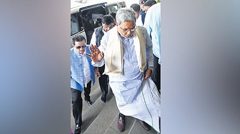 Chief Minister Siddaramaiah arrives at Vidhana Soudha to attend the cabinet meeting on Thursday