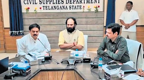Telangana Civil Supplies Minister N Uttam Kumar Reddy and Andhra Pradesh Civil Supplies Minister Nandela Manohar met at the Civil Supplies Bhavan in Hyderabad on Friday