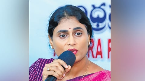she cited the YSRCP government’s alleged 40-day detention of actor Kadambari Jethwani and harassment of former MP and Deputy Assembly Speaker K Raghu Rama