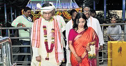 Chief Secretary K Ramakrishna Rao with his wife on the last day of Pushkaralu