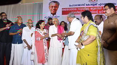 hief Minister Pinarayi Vijayan felicitating writer/critic M K Sanoo during the commencement of the one-year-long celebrations marking 150th anniversary of Maharaja’s College, Ernakulam, on Tuesday.