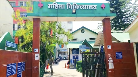 The only government-run women's hospital in Uttarakhand's Haldwani is facing a severe staff crunch.