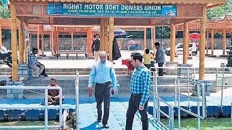 KMRL officials led by Kochi Water Metro COO Sajan P John conduct site visit in Srinagar for feasibility study