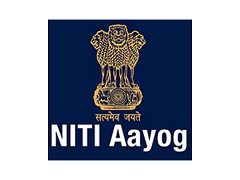 NITI Aayog, has recommended lowering tariffs on the import of agricultural products such as GM soybeans and corn from the U.S., while simultaneously protecting sensitive sectors like poultry and dairy.