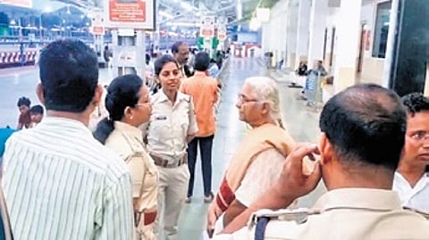 Medha Patkar (R) was stopped by police at Rayagada railway station.