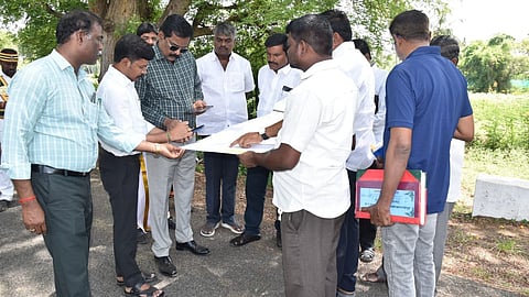District Collector K Tharpagaraj on Saturday inspected the arrangements being made for the temporary functioning of the newly announced Government Arts and Science College in Chengam.