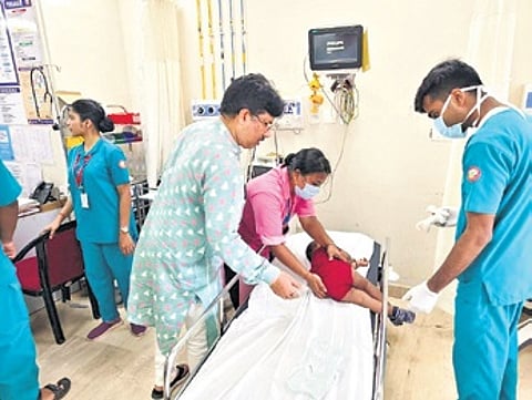 Mahapatra ensuring proper treatment of the victims at the hospital.