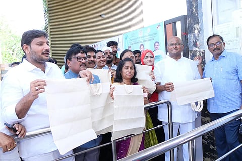 Cloth bag vending machines have already been launched in two Locations at Guntur Municipal Corporation.