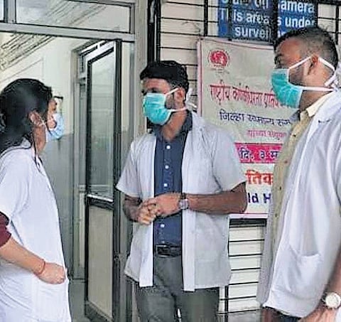 RTI: 10 Karnataka institutes not paying stipends to med interns, NMC silent