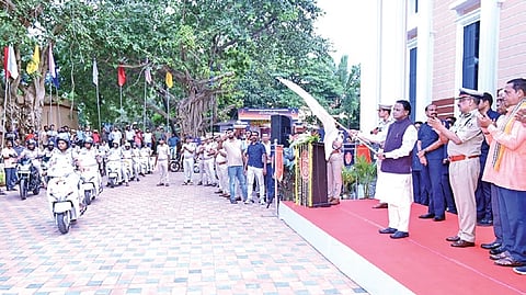 Chief Minister Mohan Charan Majhi flags off bike-borne policemen after inaugurating the new DCP office in Bhubaneswar, on Tuesday.
