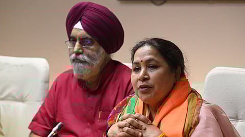 MCD Mayor Raja Iqbal Singh along with MCD standing committee Chairman Satya Sharma