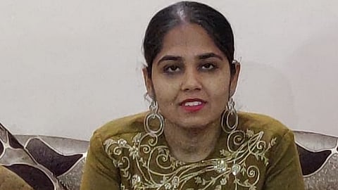 A Sikh family in Indore's Raj Mohalla locality is grappling with the tragic loss of their 29-year-old daughter-in-law, Harpreet Hora.