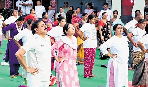 The programme was organised by Tenali Municipality and witnessed enthusiastic participation from all sections of society.