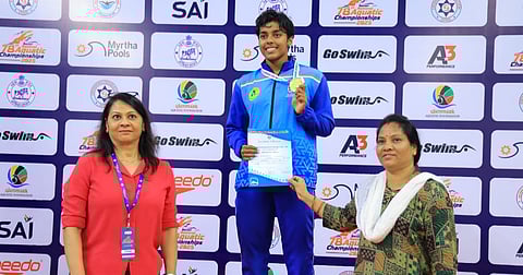 Karnataka swimmer and Olympian Dhinidhi Desinghu won gold in the 200 metre Freestyle, breaking the meet record