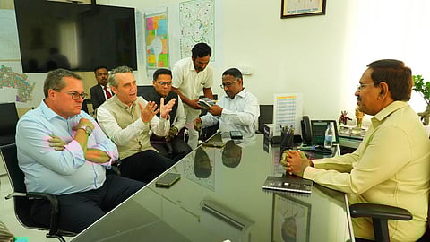 British deputy high commissioner Gareth Whnn Owen met MA&UD minister P Narayana on Wednesday.