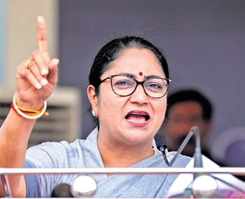 CM Rekha Gupta pointed out that the changes resulting from this environmental disruption directly impact populations living along the Yamuna banks.