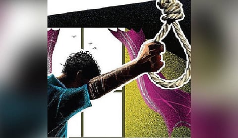 The office staff of Sports Minister V Abdurahiman was found dead by suicide in his quarters.